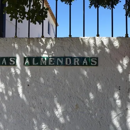 Cactus & Almonds Beautiful Hideaway *